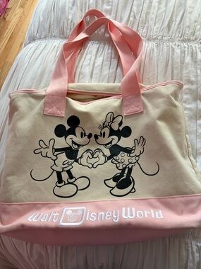 Disney canvas tote heart hand